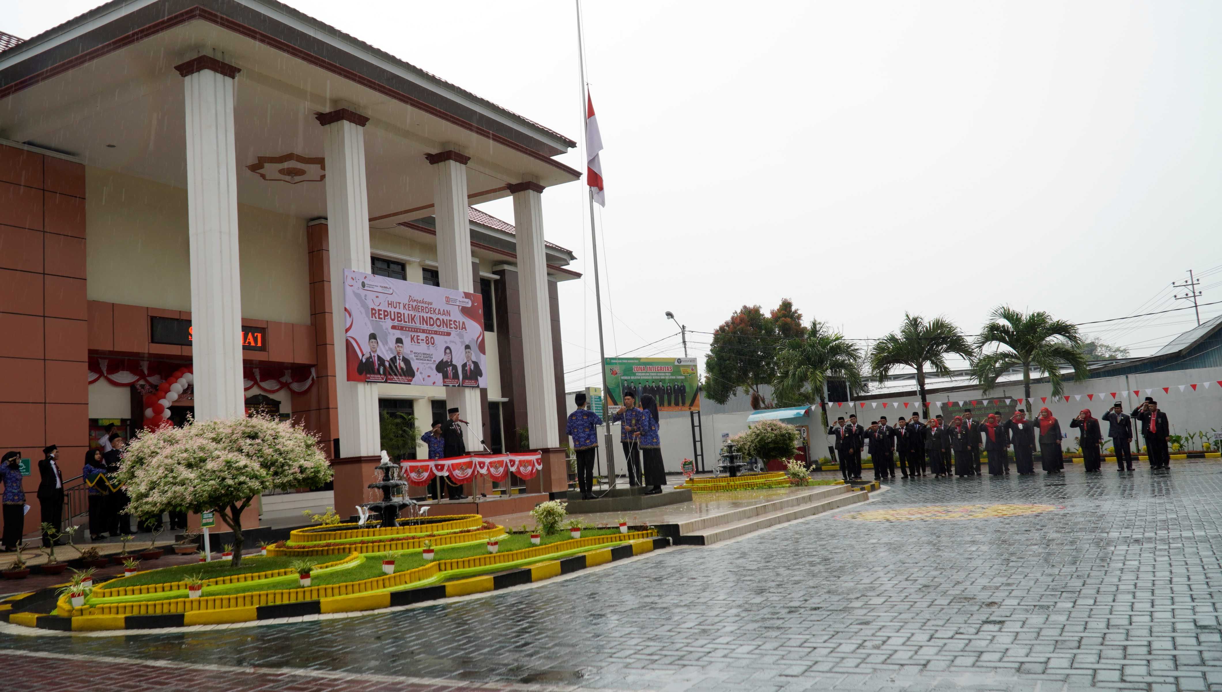 PTA Palu Melaksanakan Upacara Bendera Dalam Rangka Memperingati Hari Ulang Tahun Kemerdekaan Republik Indonesia Ke 80 - Tahun 2025 | (19/8)